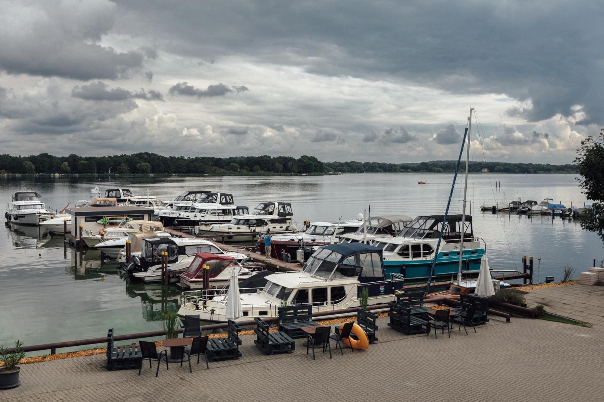 Exklusive Ferienwohnungen An Der Havel Werder  Buitenkant foto